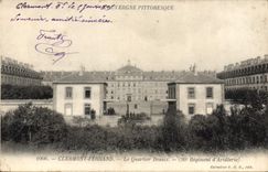 CPA Clermont Ferrand le Quartier Desaix Regiment d'Artillerie 