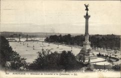 CPA Bordeaux Monument des Girondins et les Quinconces 