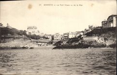 CPA Biarritz Le Port Vieux vu de la Mer 