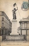 CPA Compiegne Statue de Jeanne d'Arc 