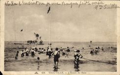 CPA Trouville L'Heure du Bain 
