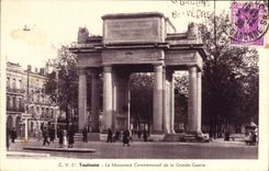 CPA Toulouse Le Monument Commemoratif de la Grande Guerre 