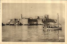 CPA Marseille Le Chateau d'If Bateau
