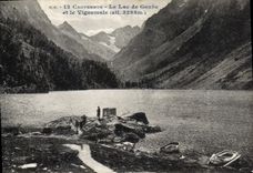 CPA Cauterets le Lac de Gaube et le Vignemale 
