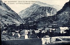 CPA Dauphine Route du Bourg d'Oisans a la Grave le Freney d'Oisans 
