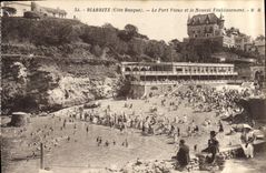 CPA Biarritz Cote Basque le Port Vieux et le Nouvel Etablissement 