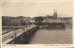 CPA Bayonne Le Pont St Esprit l'Adour et l'Hotel de Ville 