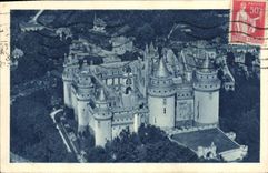 CPA L'Ile de France Chateau de Pierrefonds vue d'ensemble 