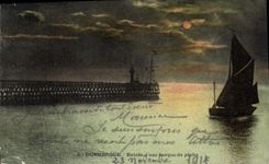 CPA Dunkerque Entree d'une barque de peche 