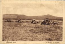 CPA Artillerie portee a travers les champs Militaria