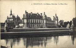 CPA Chantilly Le Chateau Nord Est La Piece d'Eau 