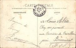 CPA Notre Dame de Lourdes au Theatre de la Passion Enfants Bernadette raconte l'apparition a ses com