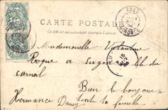 CPA L'Embrasse aussitot sur le cou Bean debut d'un homme d'action qui va droit a son but Femme