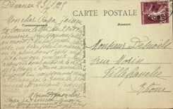 CPA Dinan La Rue et la Tour de l'Horloge 