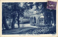 CPA Vichy Parc et Source des Celestins 
