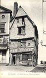CPA Le Mans Vieille Maison Place de Hallai 