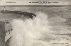 CPA Saint Malo Le Mole des Noires a la Tempete 