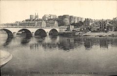 CPA Angers Le Pont de la Basse Chaine et le Chateau 