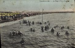 CPA Trouville sur Mer La Plage a l'heure des Bains 