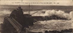 CPA Biarritz Cote Basques Le Rocher de la Vierge par Mer agilee 