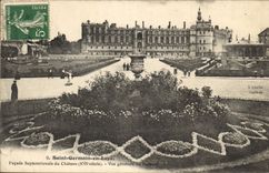 CPA Saint Germain en Laye Facade Septentrionale du Chateau Vue generale du Partierre 