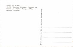 CPA Arles B du Rh Vestige du passe Colonnes de marbre du Theatre Antique d'Arles epaque romaine 