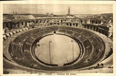 CPA Nimes Interieur des Arenes 