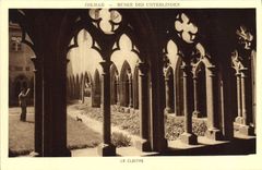 CPA Colmar Musee des Unterlinden Le Cloitre 