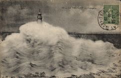 CPA Le Treport Tempete Phare