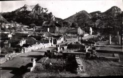 CPM Paysages de Provence Les Fouilles de Glanum et les Alpilles 