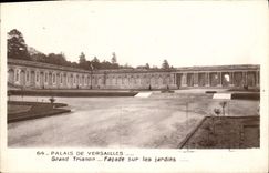CPA Palais de Versailles Grand Trianon Facade sur les Jardins 