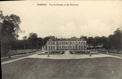 CPA Bombon vue du chateau et des Parterres 