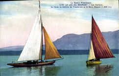 CPA La Savoie Pittoresque le Lac du Bourget les Voillers Au fond la Colline de Tresserves et le Mont