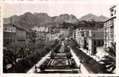 CPA Menton Le Jardin Public et les Hotels 