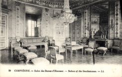 CPA Compiegne Salon des Dames d'Honneur 