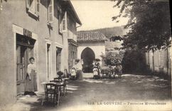 CPA La Louvesc Fontaine Miraculeuse 