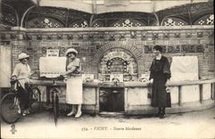 CPA Vichy Source Mesdames Velo Cycle