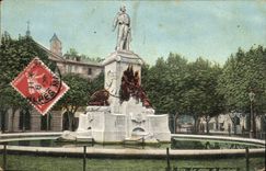 CPA Nice La statue de Garibaldi 