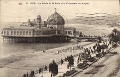 CPA Nice Le Palais de la jetee et la Promenade des Anglais 