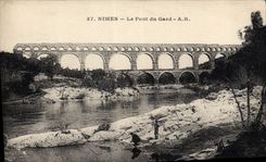 CPA Nimes Le pont du Gard 