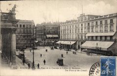 CPA Bordeaux La Place de la l'Hotel de Bordeaux 