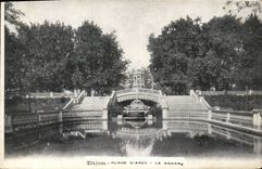 CPA Dijon Place d'Arcy le Square 