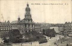 CPA Paris Le Square et l'Eglise de la Trinite 