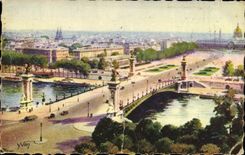 CPA Paris en flanant Le Pont Alexandre III et l'Esplanade des Invalides 