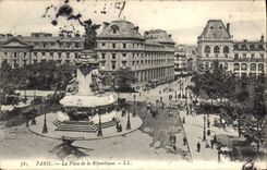 CPA Paris la place de la Republique 