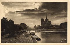 CPA Paris en flanant Crepuscule sur Notre Dame 