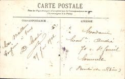 CPA Paris La Caserne du Chateau d'Eau et la Statue de la Republique 