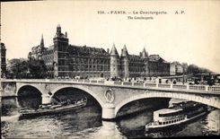 CPA Paris La Conciergerie Bateaux