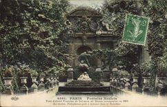 CPA Paris Fontaine Medicis Tout d'abord Fontaine de Salomon de Brosse transportee en 1861 