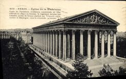 CPA Paris Eglise de la Madeleine Copie du Partheon d'Athenes commencee en 1764 achevee en 1843 